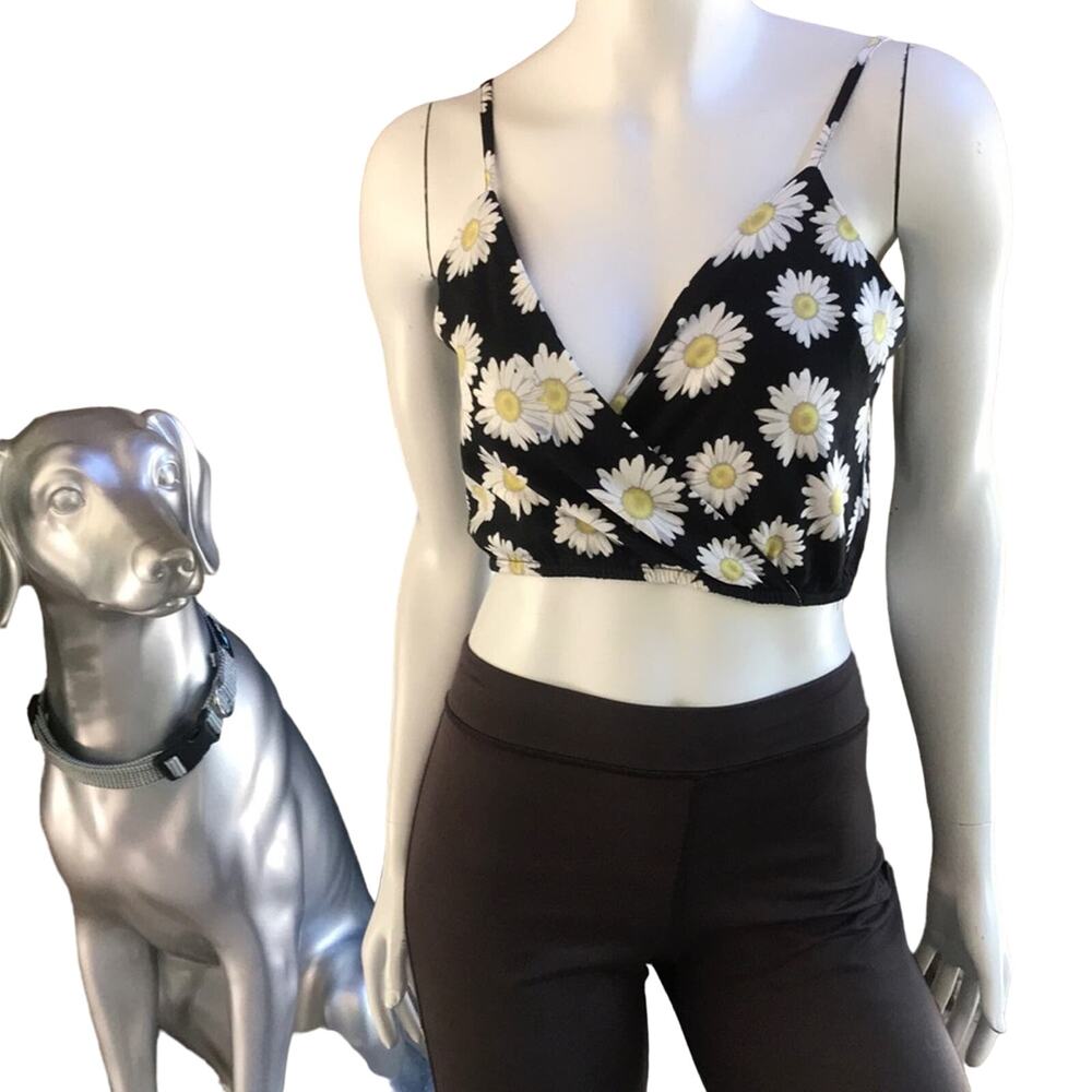 Charlotte Russe Daisy Print Wrap Front Black White Crop Top Women’s Size Small